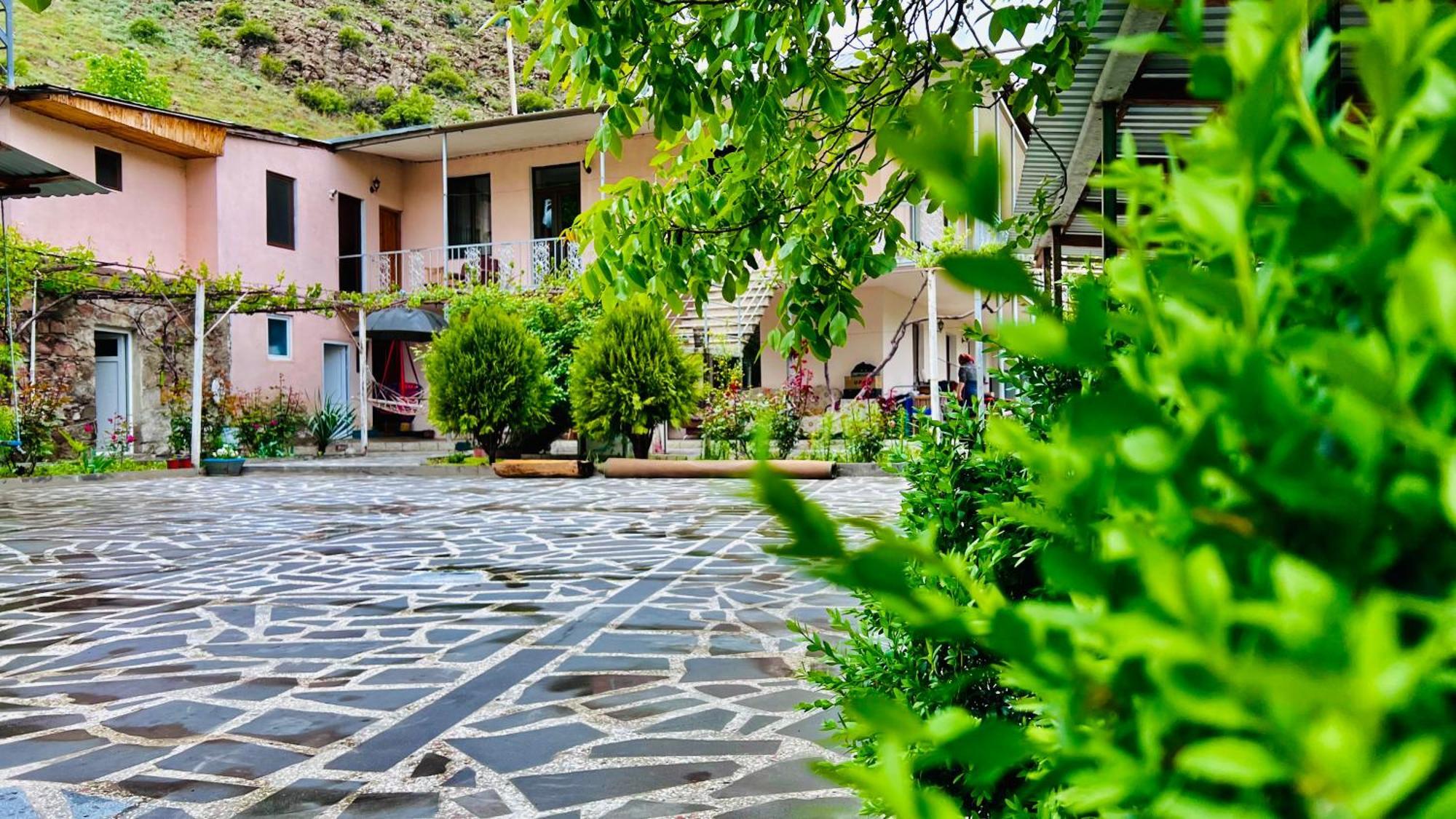 Guesthouse Mtkvari Nakalakevi Luaran gambar